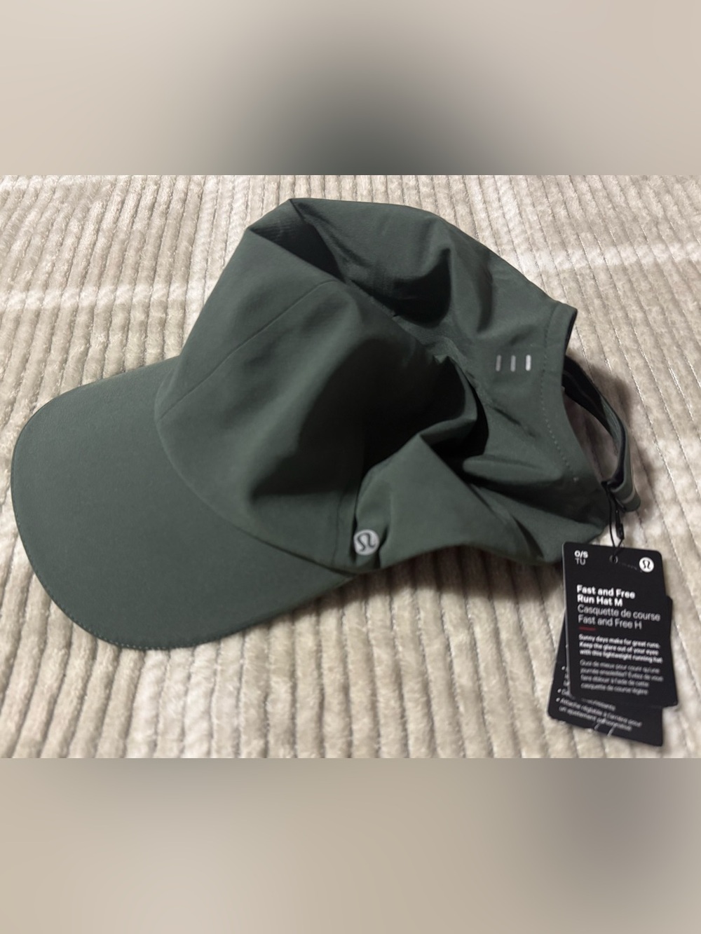 ✨Lululemon Fast & Free Run Hat✨ - Picture 1 of 5